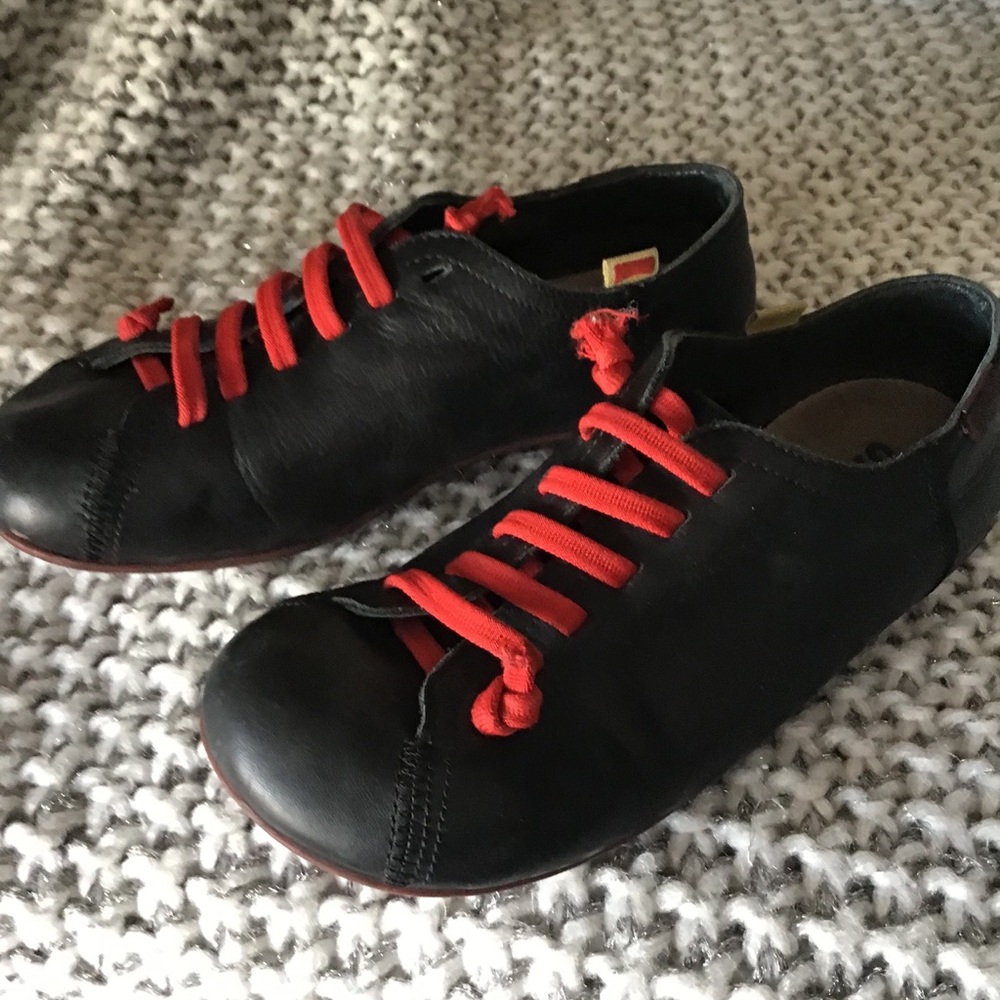 Camper Beetle Black Leather Red Lace Sneaker